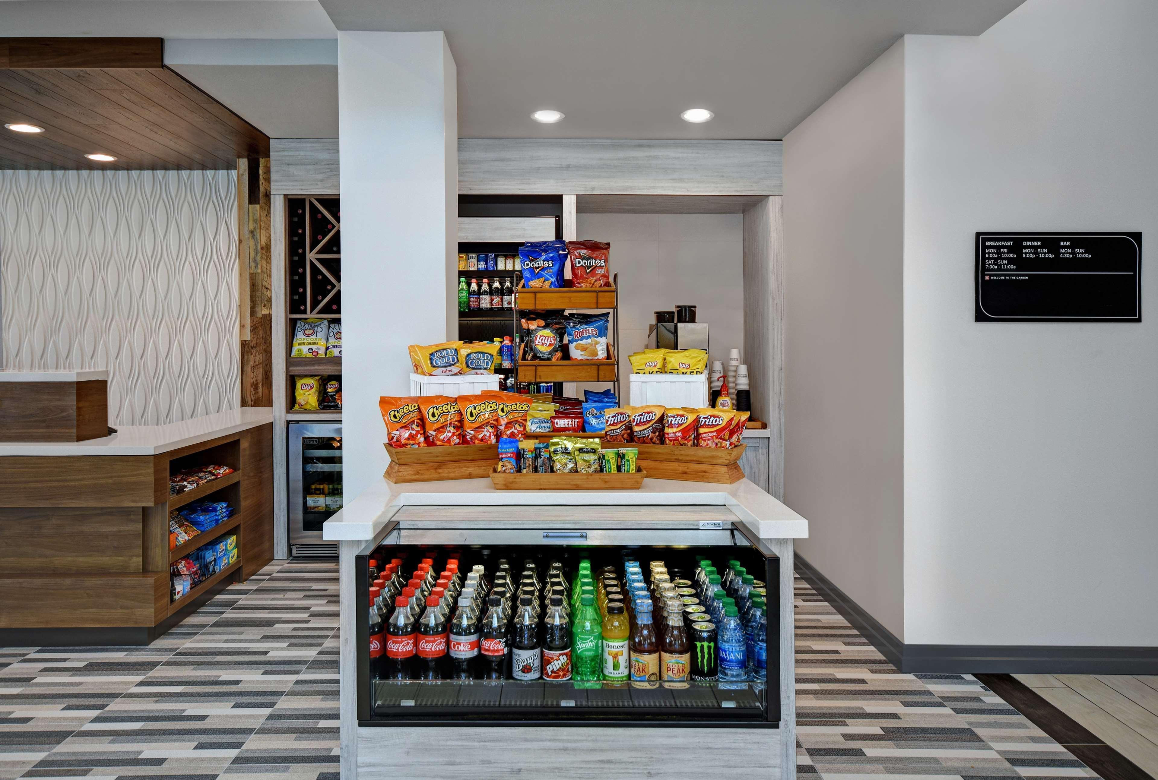 Hilton Garden Inn Houston/Galleria Area Buitenkant foto