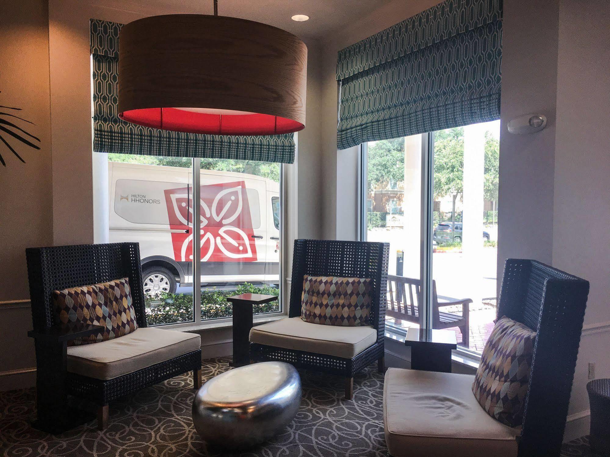 Hilton Garden Inn Houston/Galleria Area Buitenkant foto