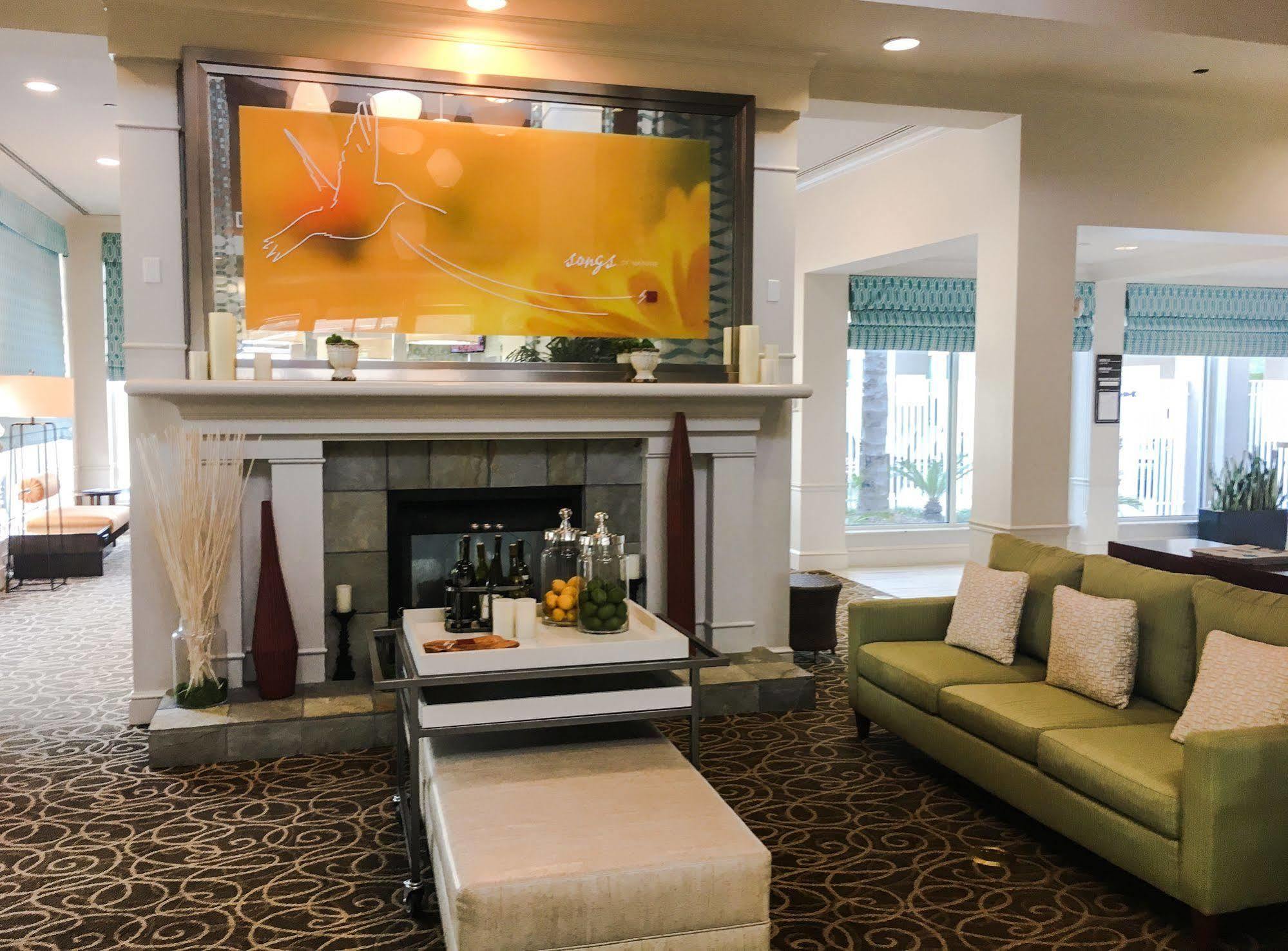 Hilton Garden Inn Houston/Galleria Area Buitenkant foto